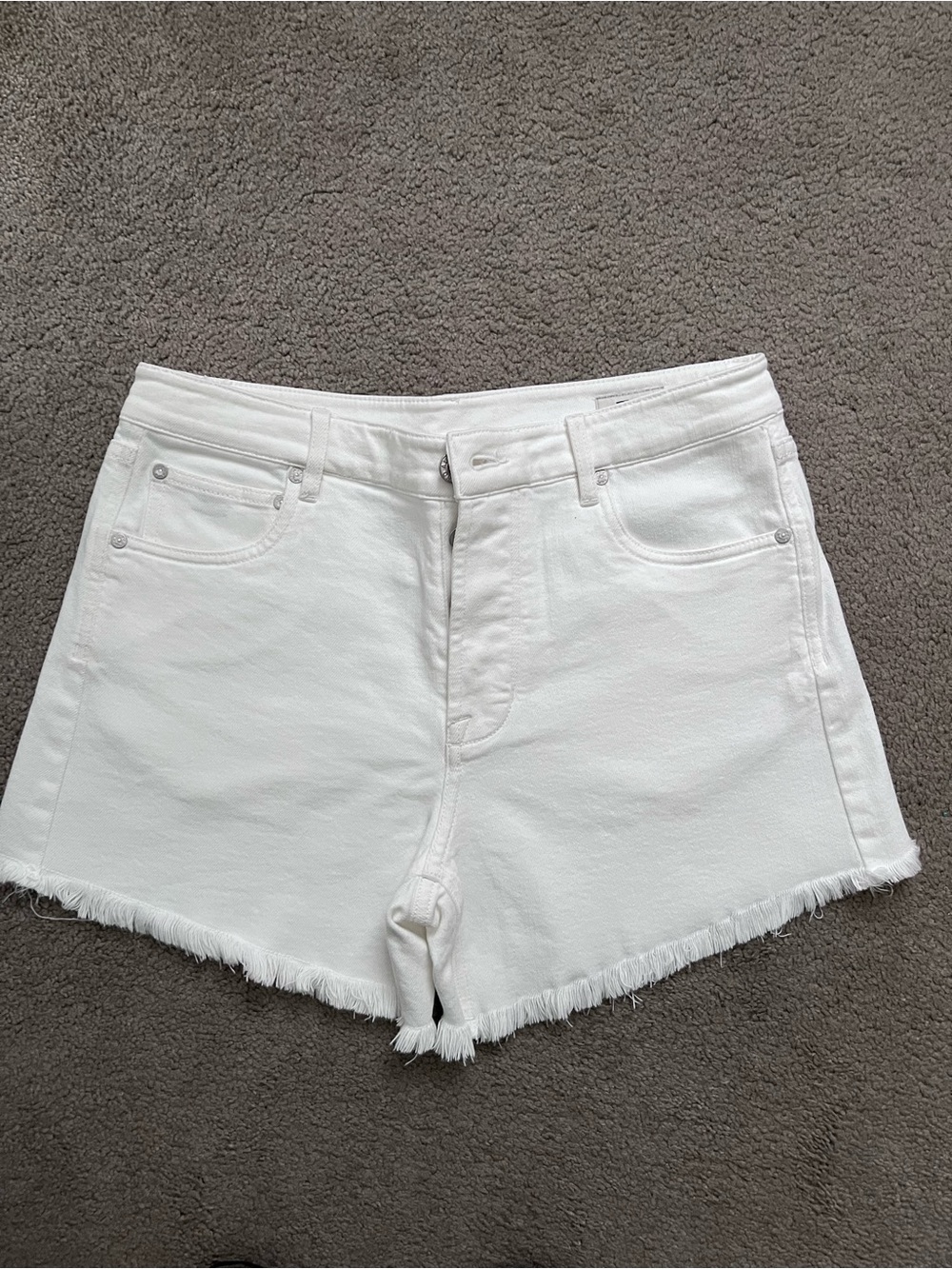 Women’s White Denim Frayed Hem Shorts